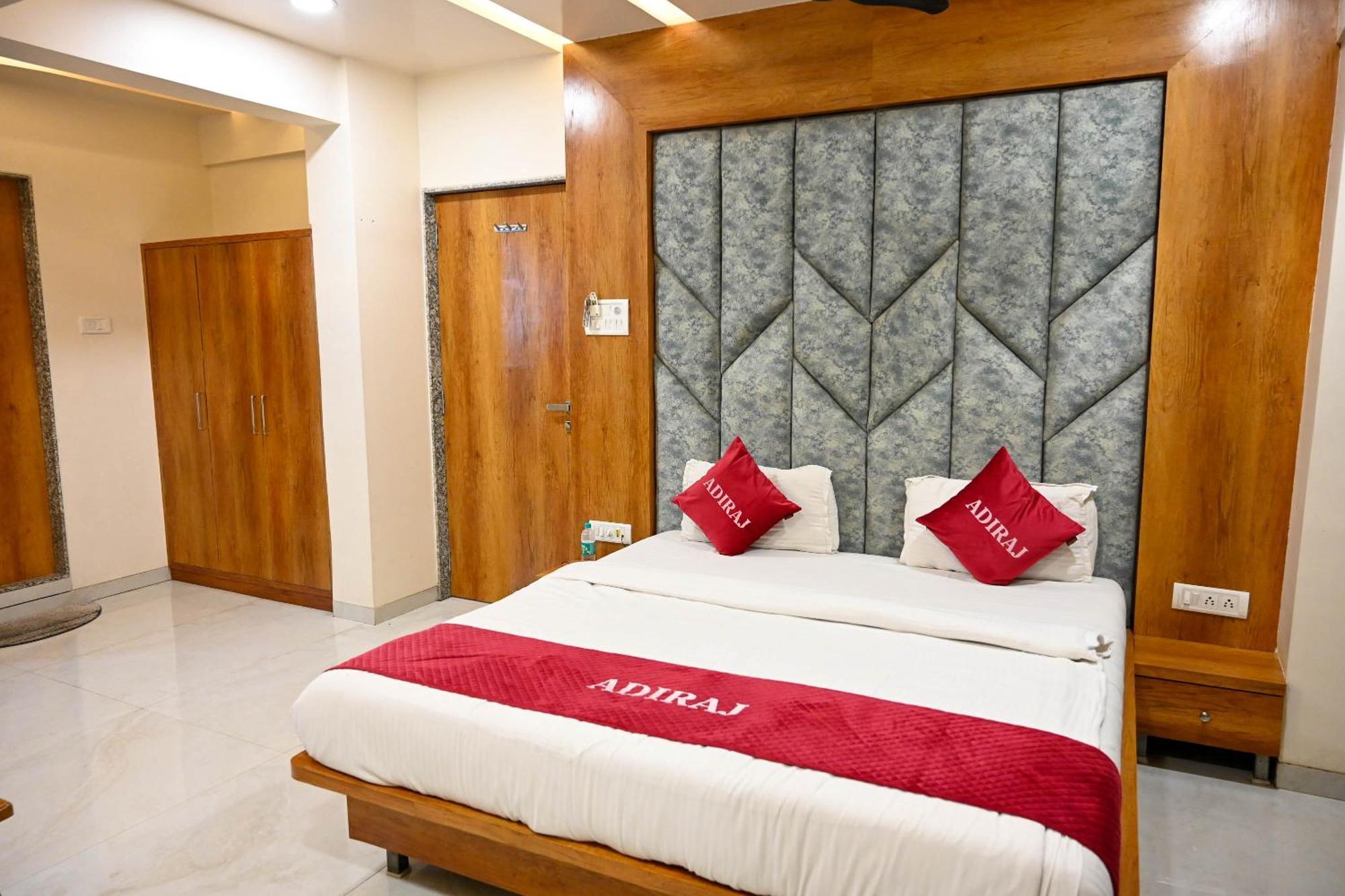 Adiraj Residency Hotel Navi Mumbai Luaran gambar